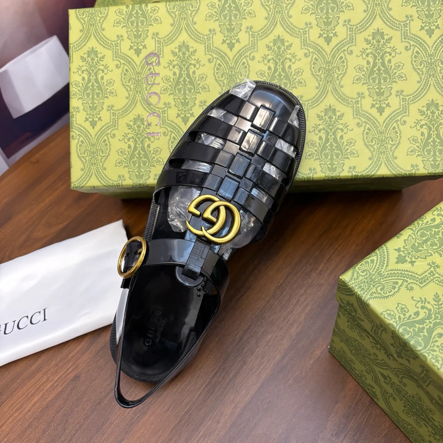 Men's shoes 260💰 [Gucci] Counter quality, top-quality original goods, real photos! Original TPU material, fine workmanship, comfortable; genuine 1:1 replica Size: 36 ~ 46 Half drag: 38 ~ 45